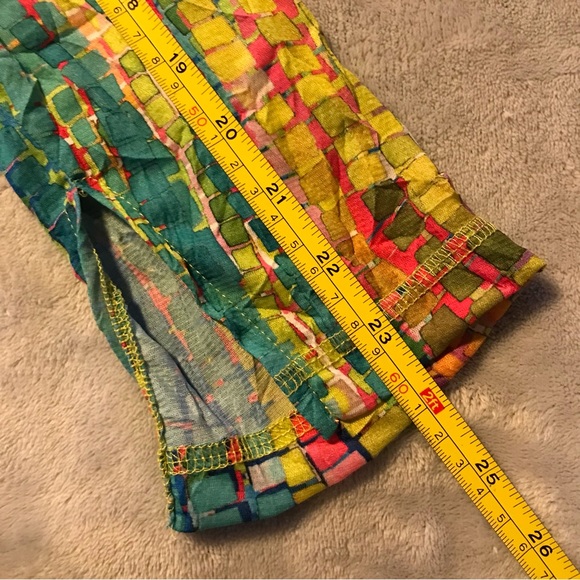 Sno Skins blouse XS colorful geometric mosaic print - Picture 9 of 10